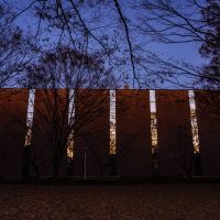 Vertical Light～夕映えの図書館