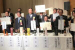Gifu University students served as judges for the 