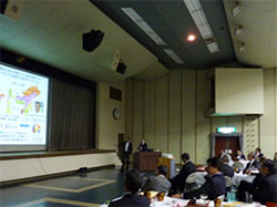 Dr. Fumiaki Suzuki and Dr. Sahoo Lingaraj introduce joint activities
between Gifu University and IIT-G
