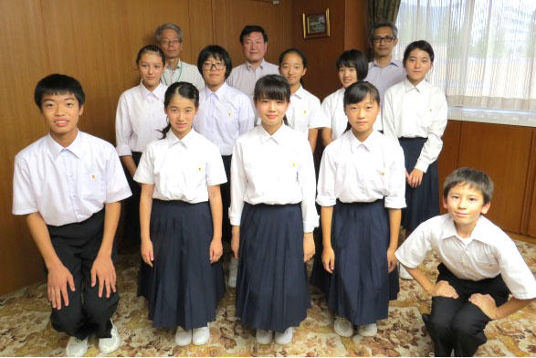 附属中の生徒が学長訪問しました お知らせ 国立大学法人東海国立大学機構 岐阜大学 附属中の生徒が学長訪問しました お知らせ 国立大学法人東海国立大学機構 岐阜大学