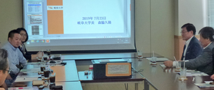 意見交換の様子（旭金属工業（株））