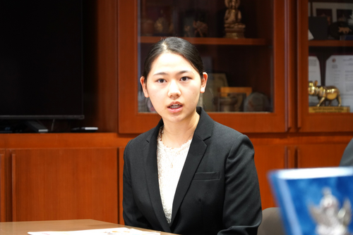 代表を引き継いだ増田さんによる報告の様子