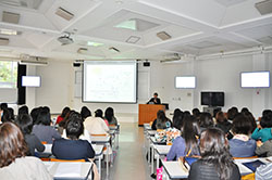 大学紹介の様子