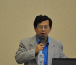 Dr.Dusit Kruangam氏