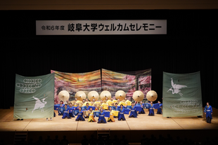 学生団体による活動紹介の様子
