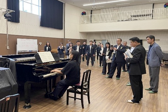 音楽棟大合唱室の見学