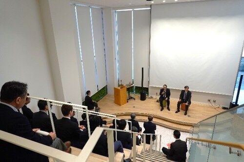 質疑応答の様子