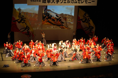 学生団体による活動紹介の様子