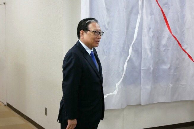 挨拶をする吉田学長