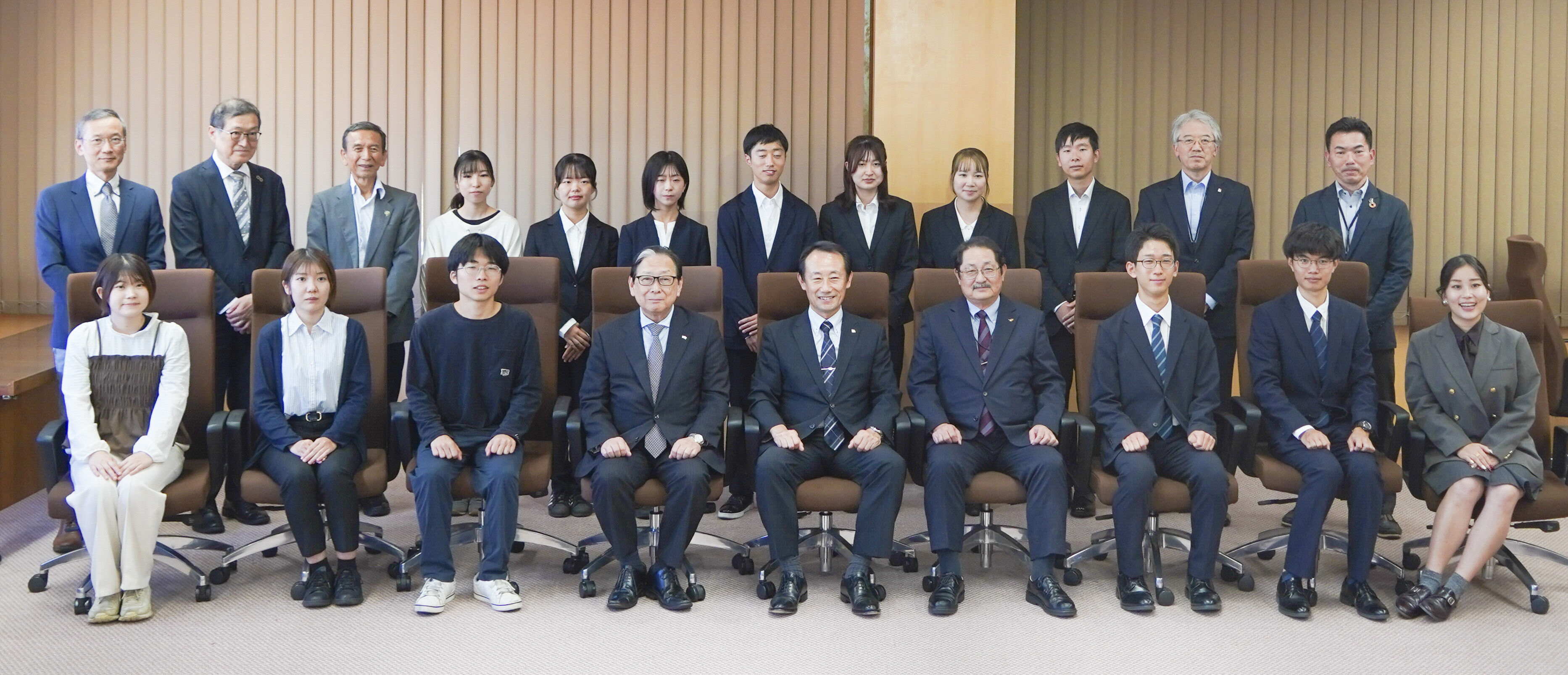 若者未来デザイン会議 ～若者の発想が描く岐阜の未来～のアイキャッチ画像